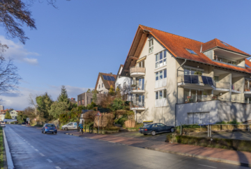 Drei Balkone, viel Licht, tolle Aussicht – Ihr neues Zuhause in Freiburg, 79249 Merzhausen, Wohnung